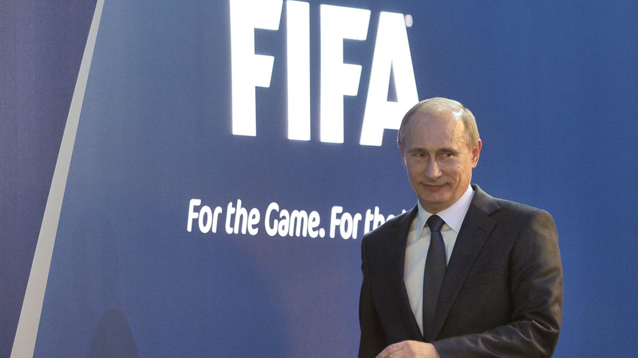 Премьер-министр РФ Владимир Путин провел пресс-конференцию в Цюрихе