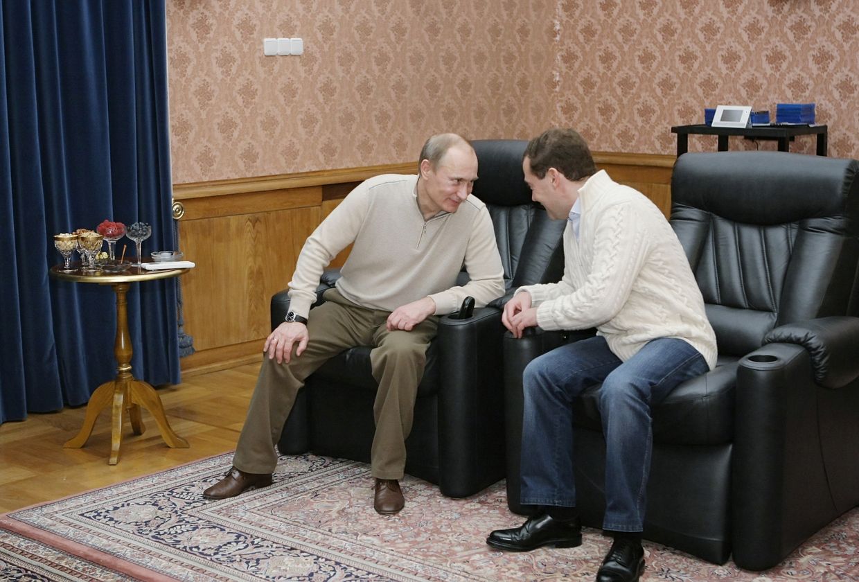 Неформальная встреча Дмитрия Медведева и Владимира Путина