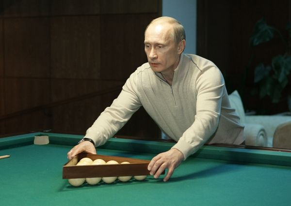 Неформальная встреча Дмитрия Медведева и Владимира Путина