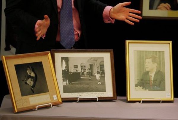Аукционный дом Bonhams выставил на торги уникальные фотографии Джона Кеннеди