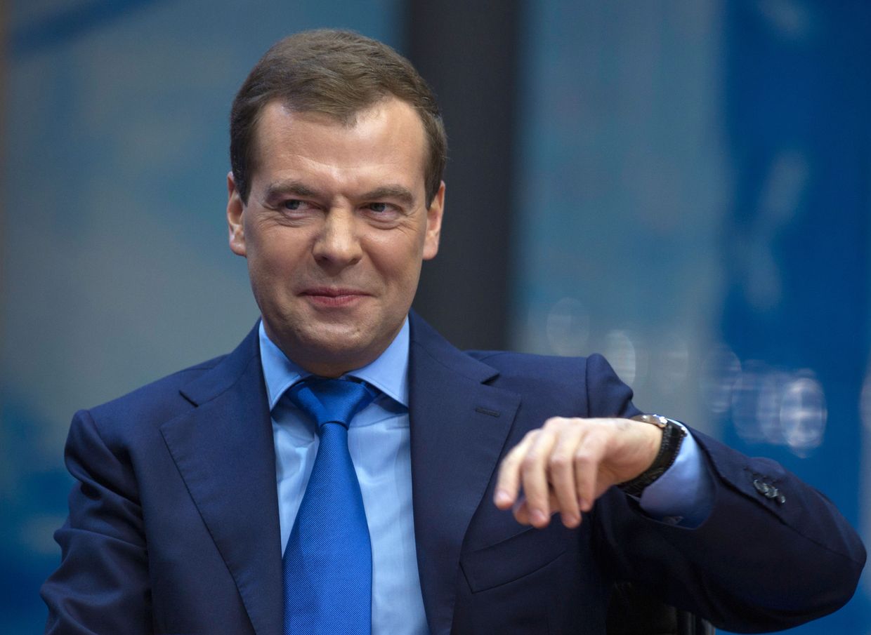 Дмитрий Медведев подвел итоги года в эфире ведущих телеканалов