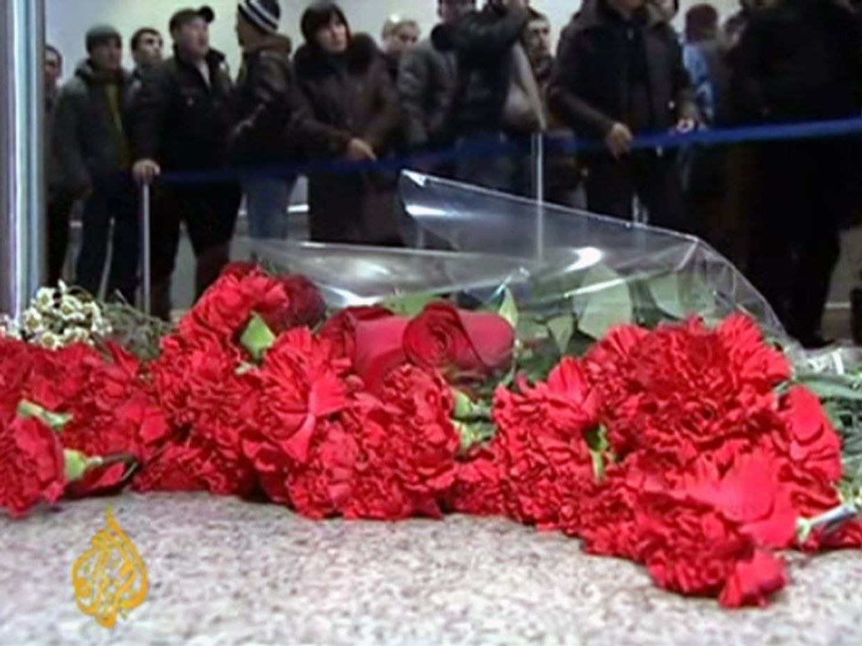 ИноСМИ__Дань погибшим в Домодедово