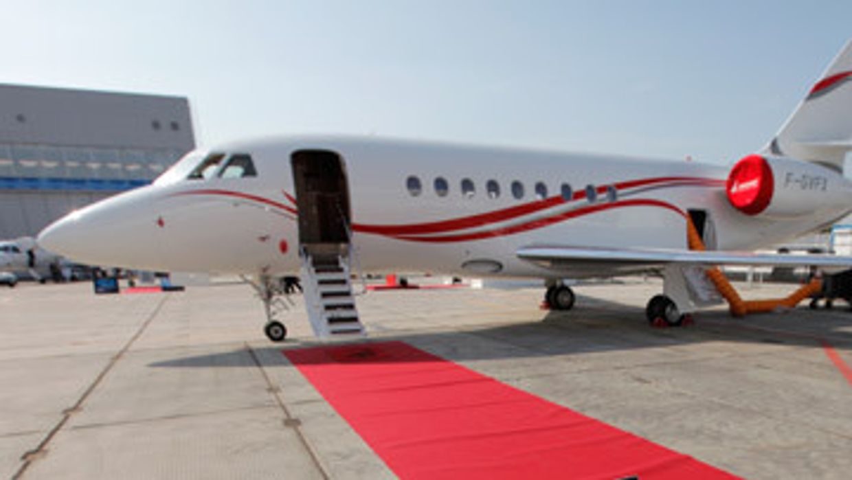 частный реактивный самолет Dassault Falcon
