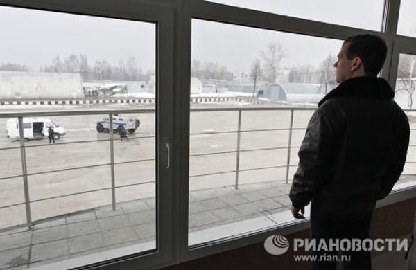 Президент РФ Д.Медведев наблюдал за учениями на базе отряда ОМОН Зубр в Щелково