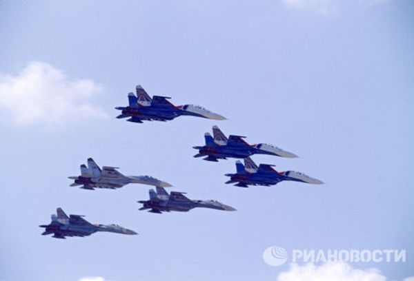Пилотная группа Русские витязи СУ-27