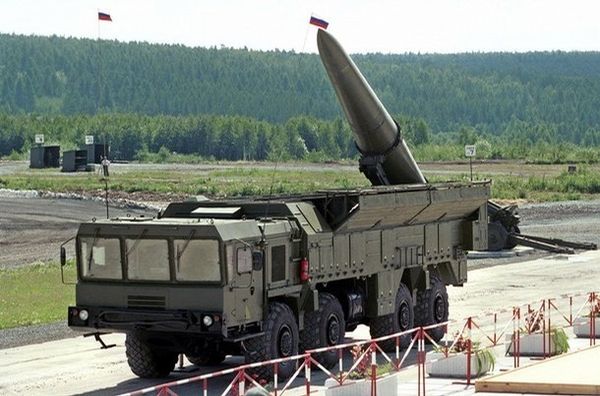 Оперативно тактический ракетный комплекс Искандер-Э