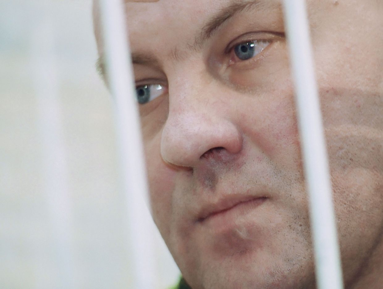 Полковник Юрий Буданов в зале суда