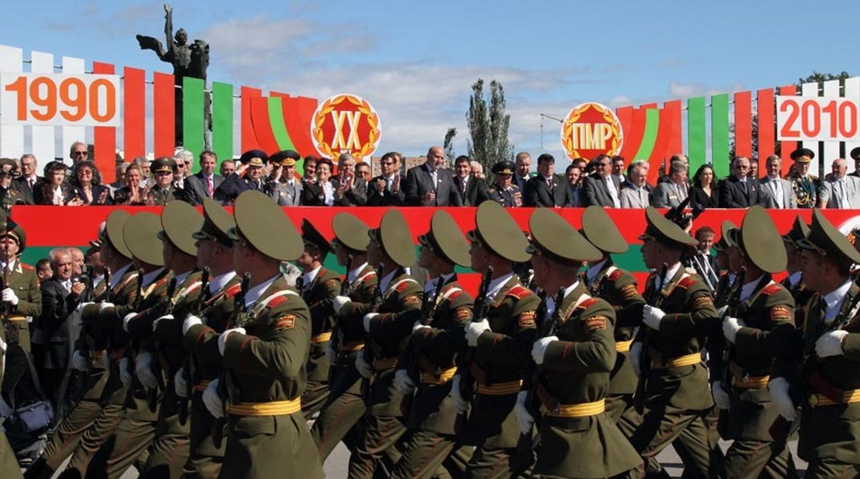 марш молдавских военнослужащих