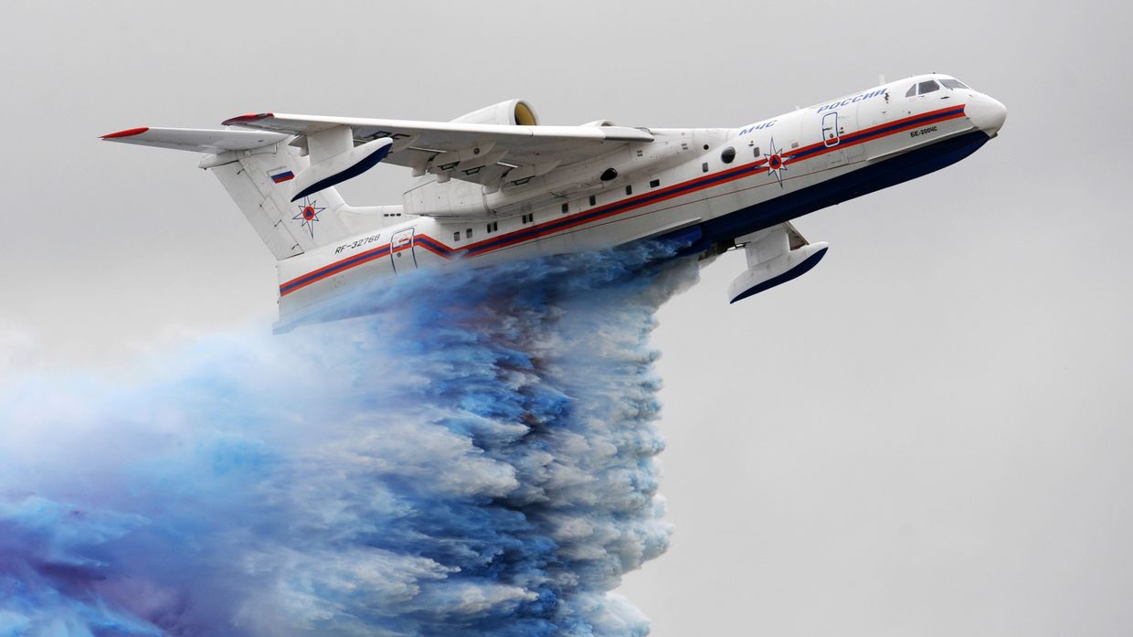 Самолет-амфибия БЕ-200. Авиасалон МАКС-2009