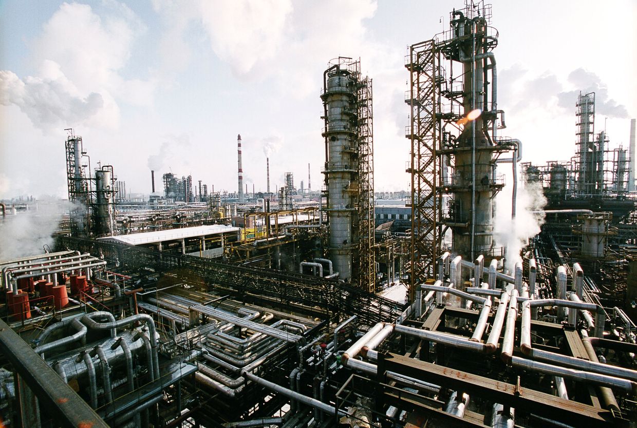 Омский нефтеперерабатывающий завод