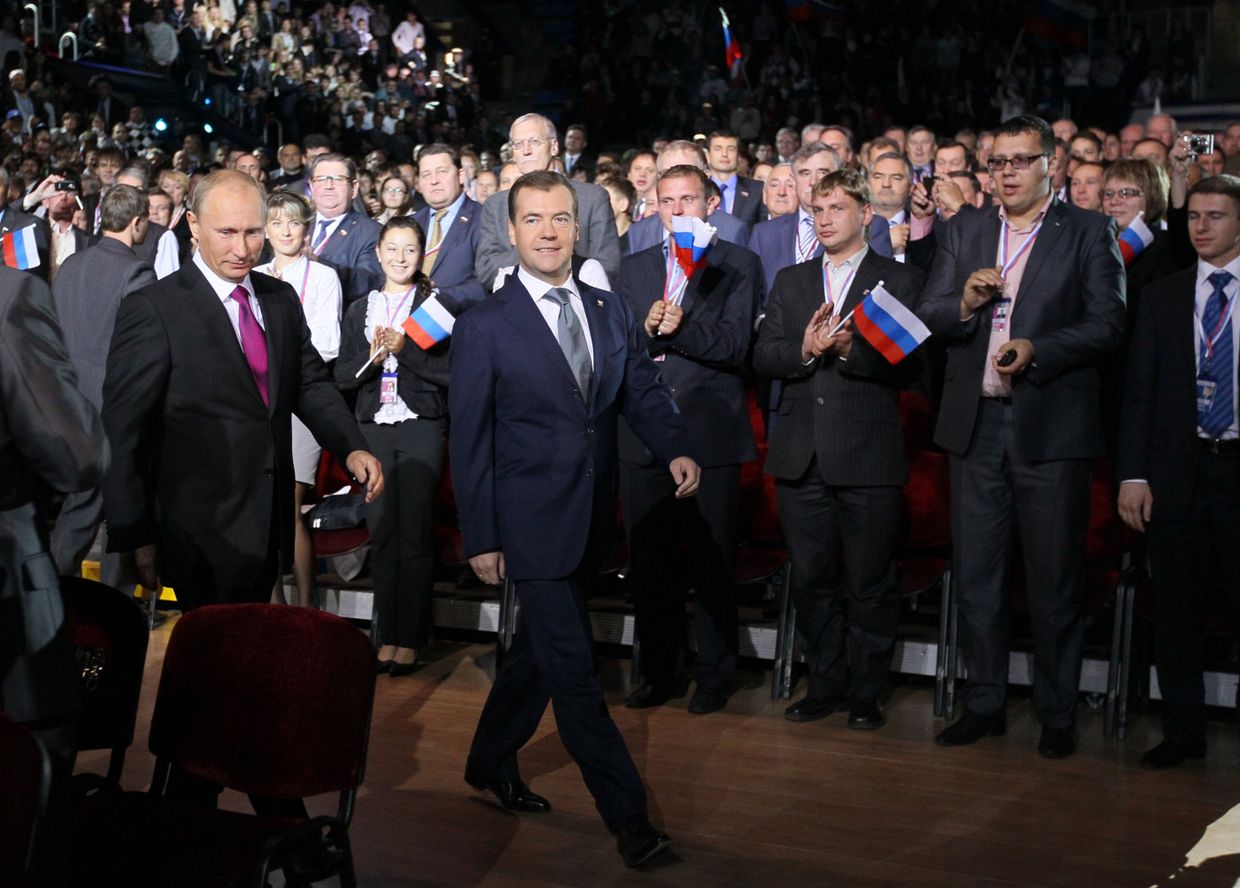 Президент РФ Д.Медведев и премьер-министр РФ В.Путин приняли участие в работе XII Съезда Единой России