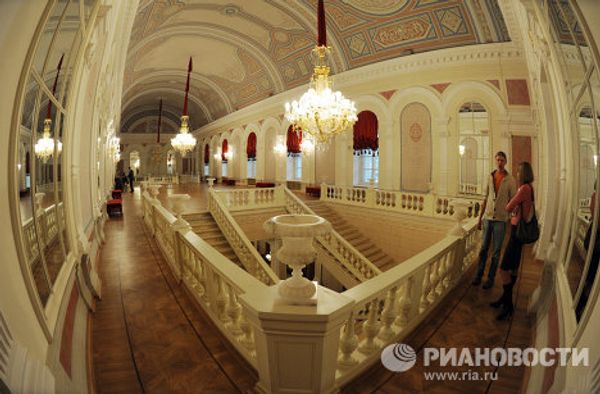 Завершение реконструкции Большого театра в Москве