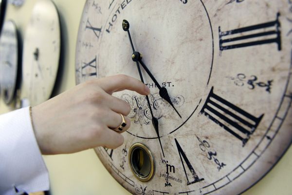 Магазин часов в Санкт-Петербурге