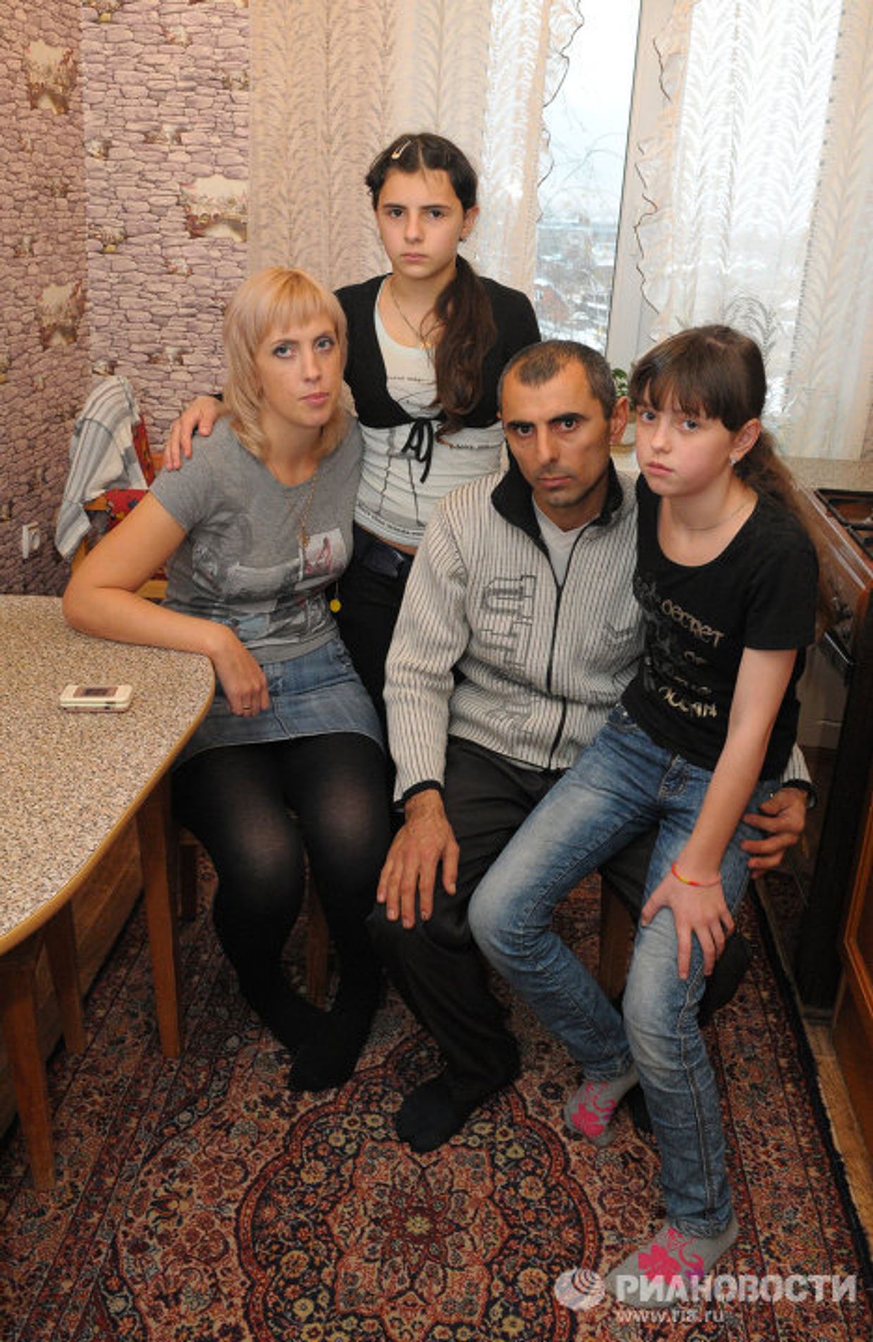 Девочки, которые на 12 лет поменялись жизнями из-за ошибки врачей