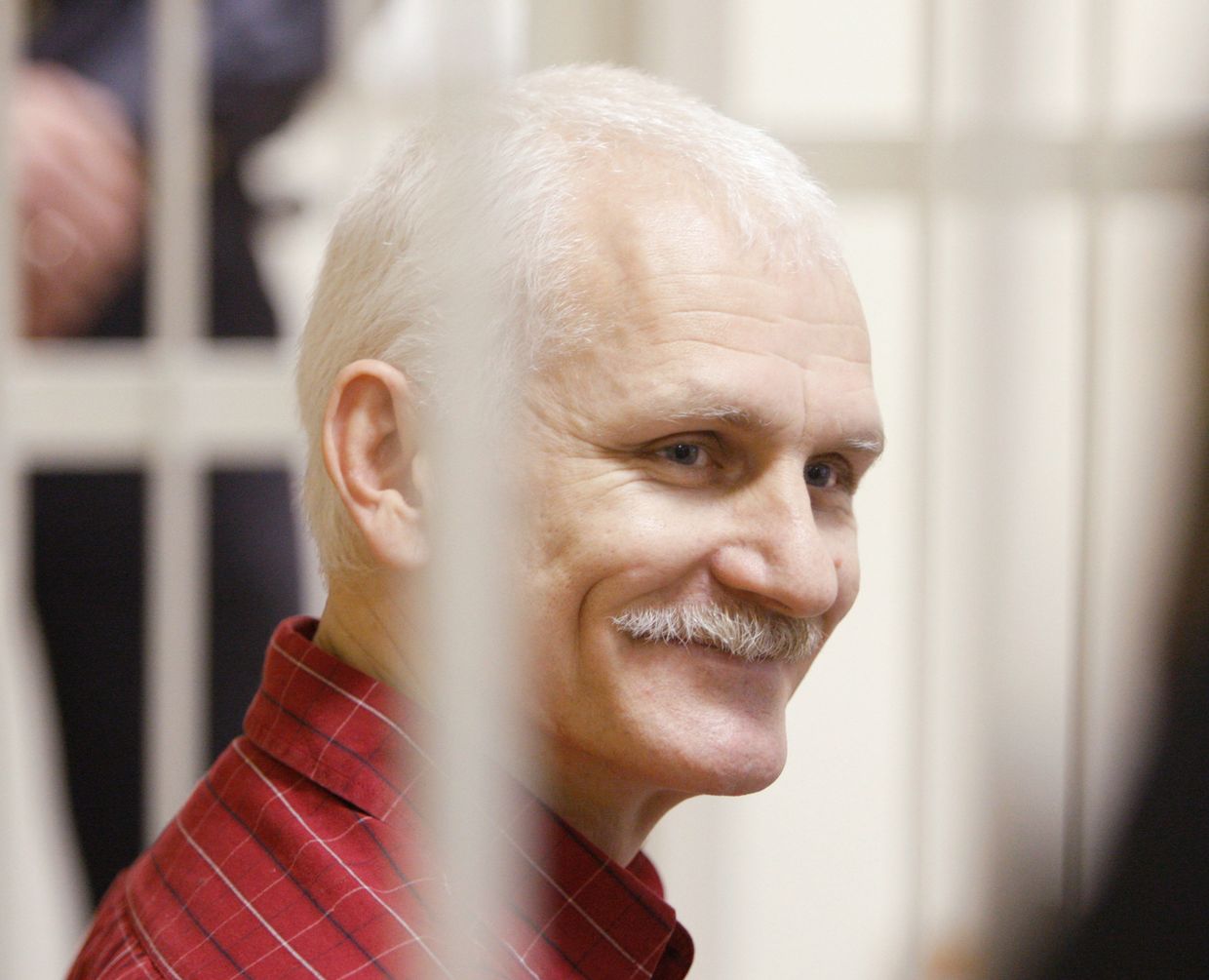 Суд над правозащитником Алексеем Беляцким в Минске