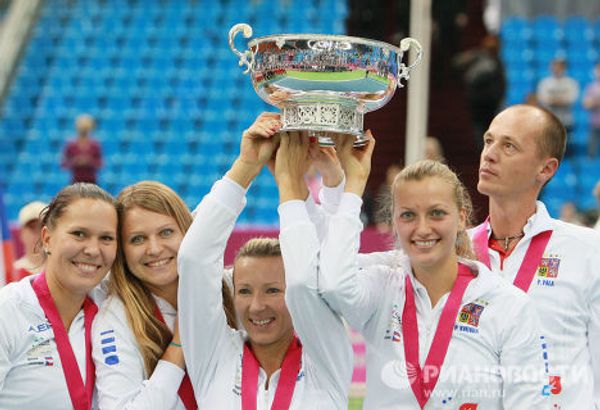 Теннис. Кубок Федерации 2011. Финал. Второй день