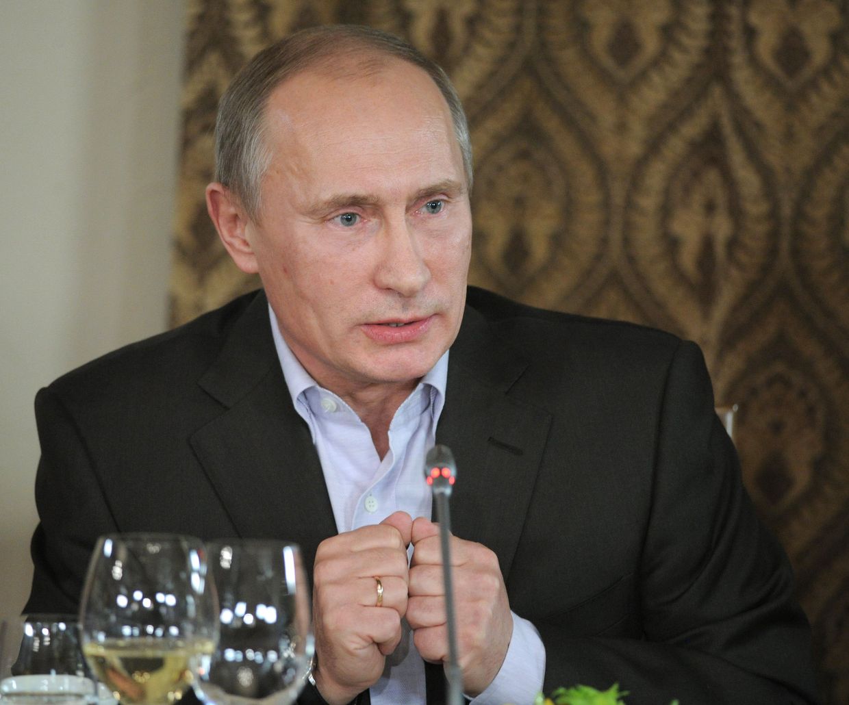 В. Путин встретился с членами дискуссионного клуба Валдай