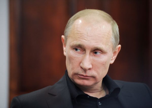 Премьер-министр РФ В.Путин провел совещание по развитию Балтийского завода