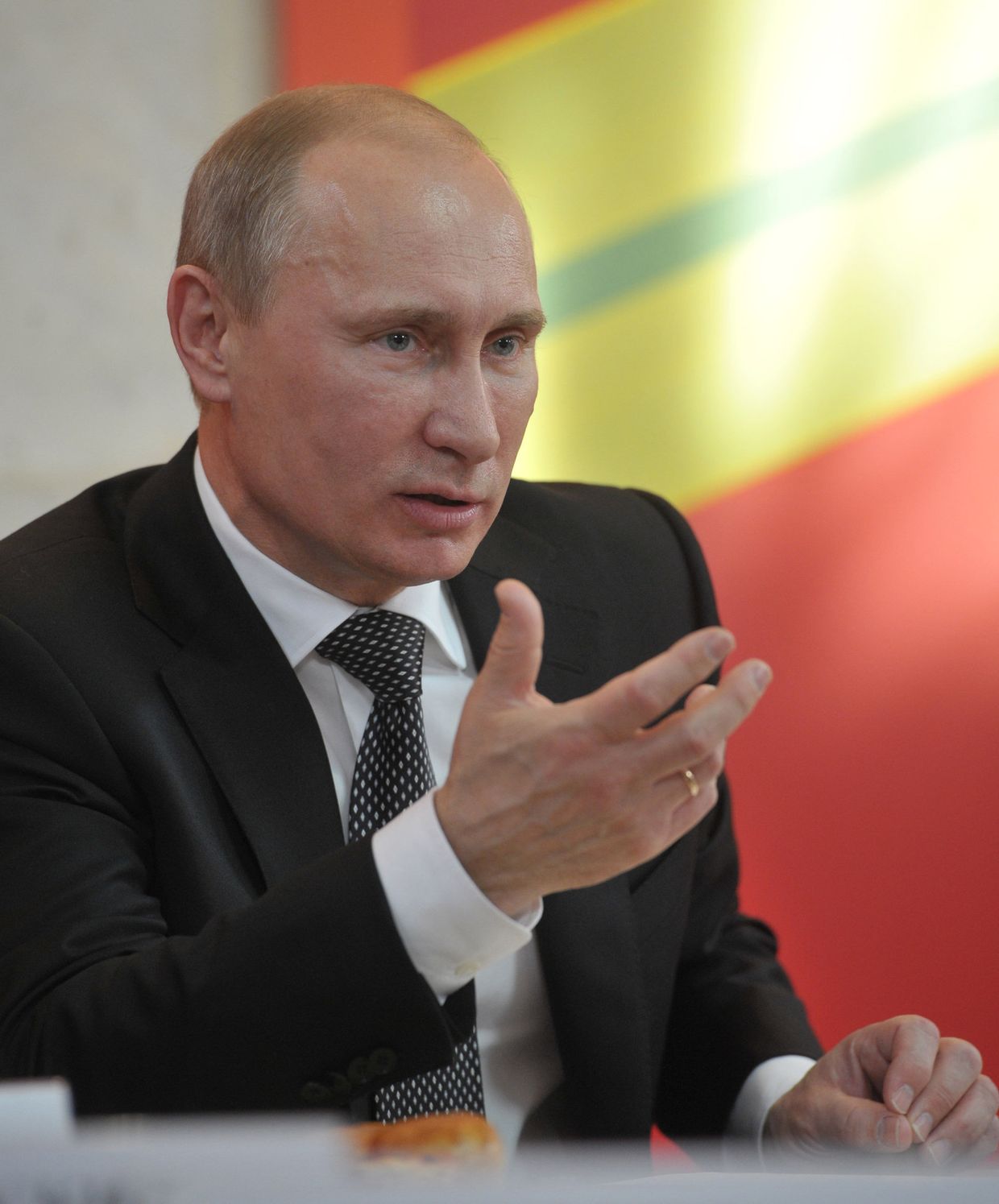 Премьер-министр РФ В.Путин встретился с ветеранами ВОВ