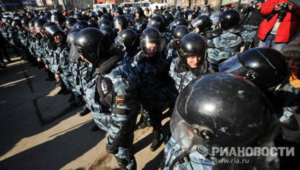 Несанкционированный марш оппозиции у к\т Художественный