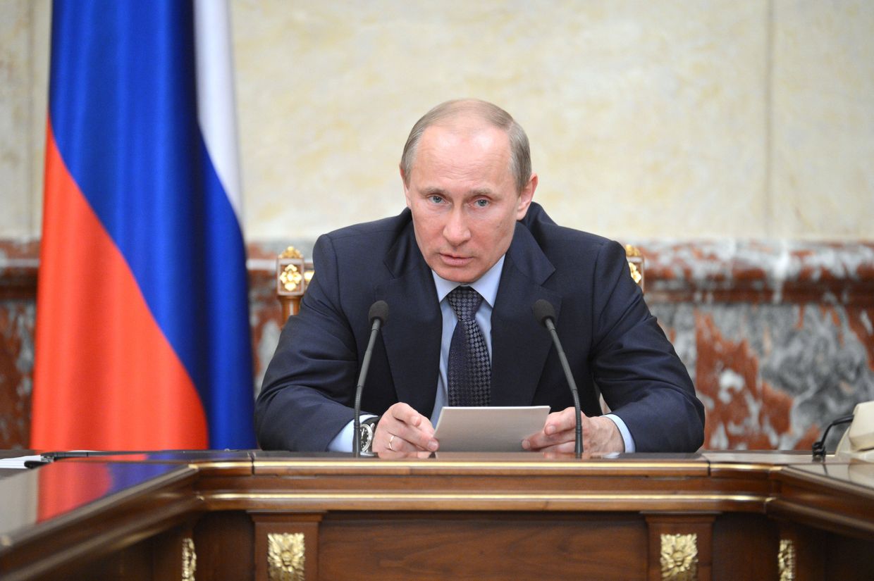 Премьер-министр РФ В.Путин провел заседание правительства РФ Премьер-министр РФ В.Путин провел заседание правительства РФ