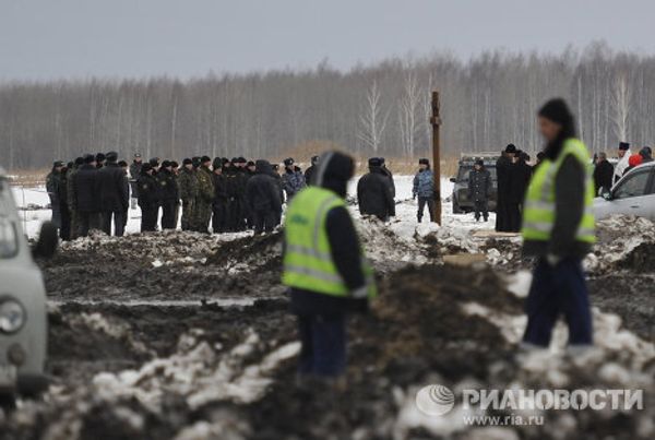 Панихида по погибшим в авиакатастрофе под Тюменью