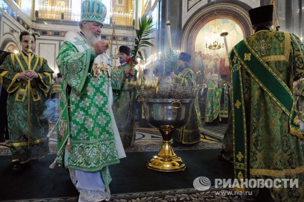 Патриарх Московский и всея Руси Кирилл освятил вербы