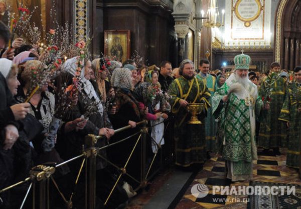 Патриарх Московский и всея Руси Кирилл освятил вербы