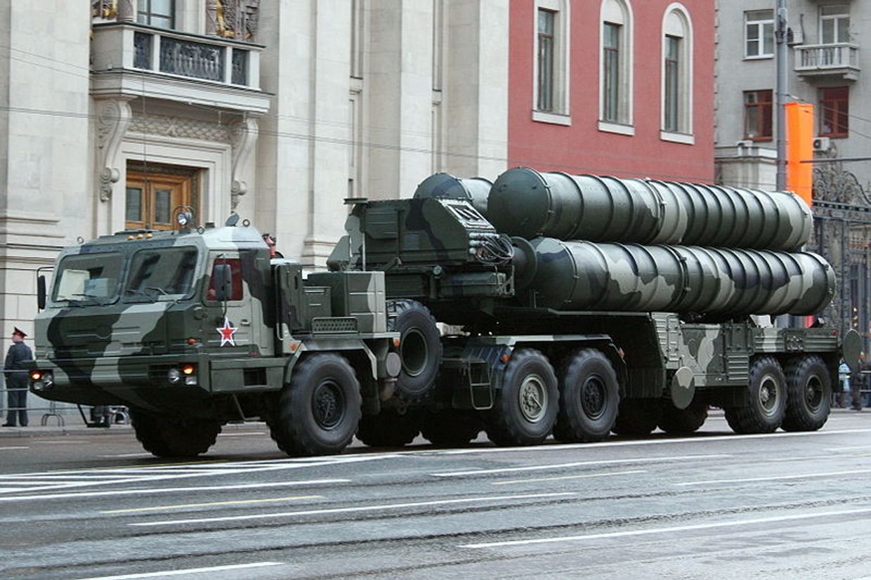 Российская зенитная ракетная система С-400