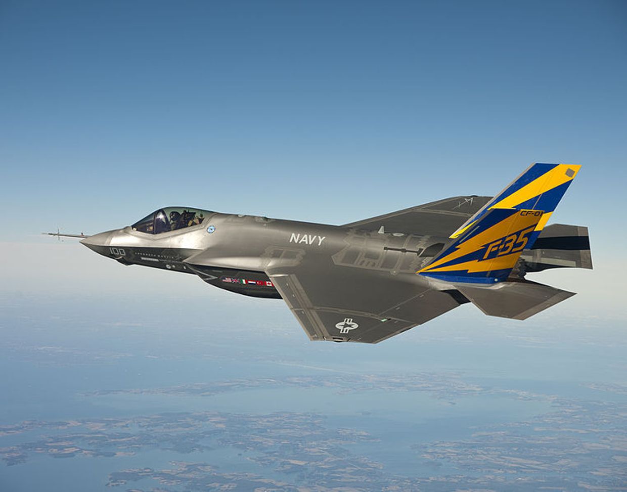 Истребитель Lockheed Martin F-35 «Лайтнинг» II