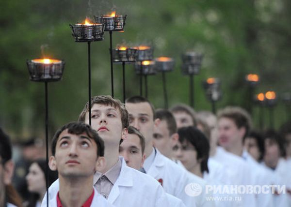 Факельное шествие в честь 67-й годовщины Победы в ВОВ