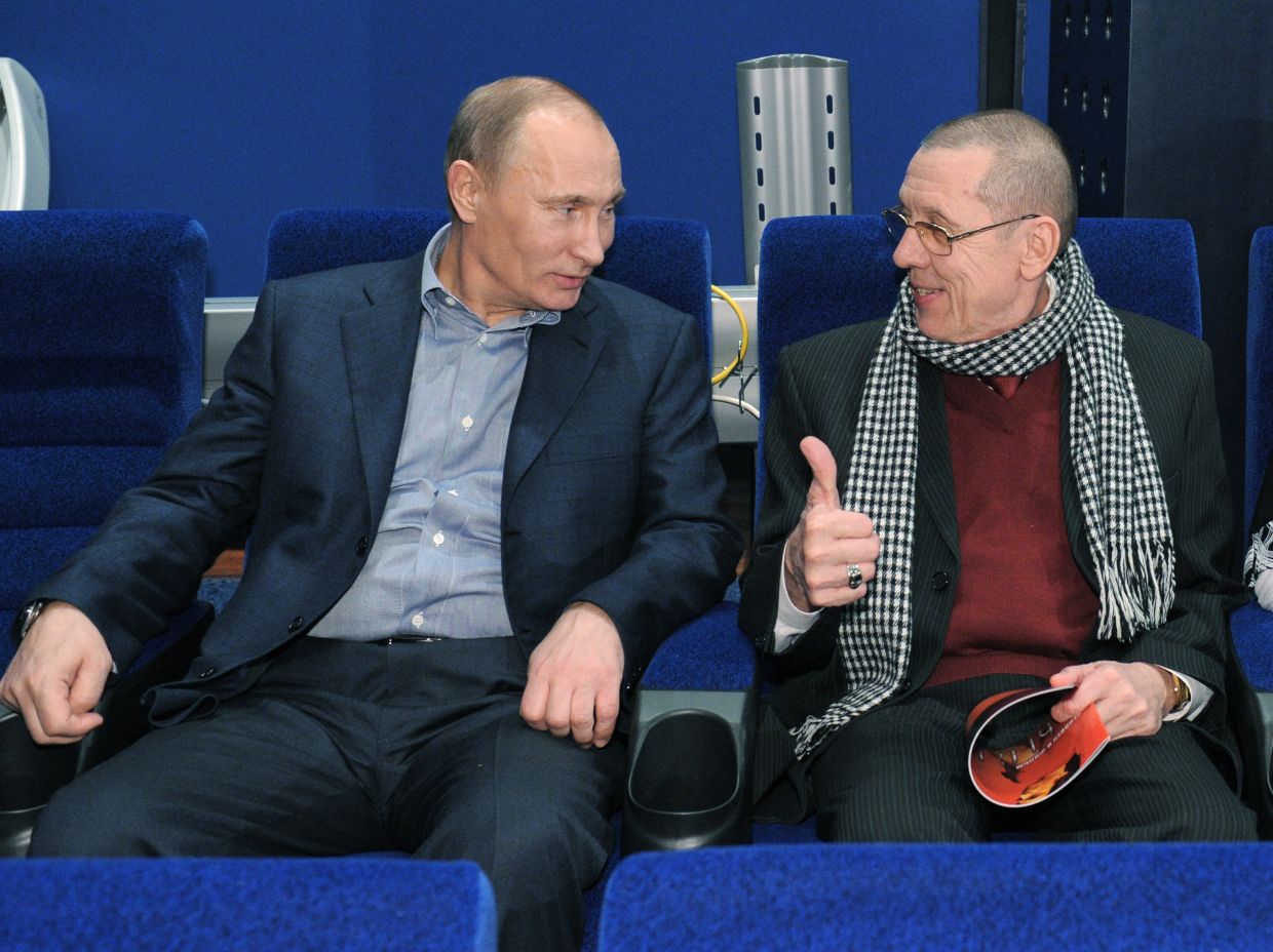 Премьер-министр РФ Владимир Путин посмотрел на киностудии Мосфильм фильм Высоцкий