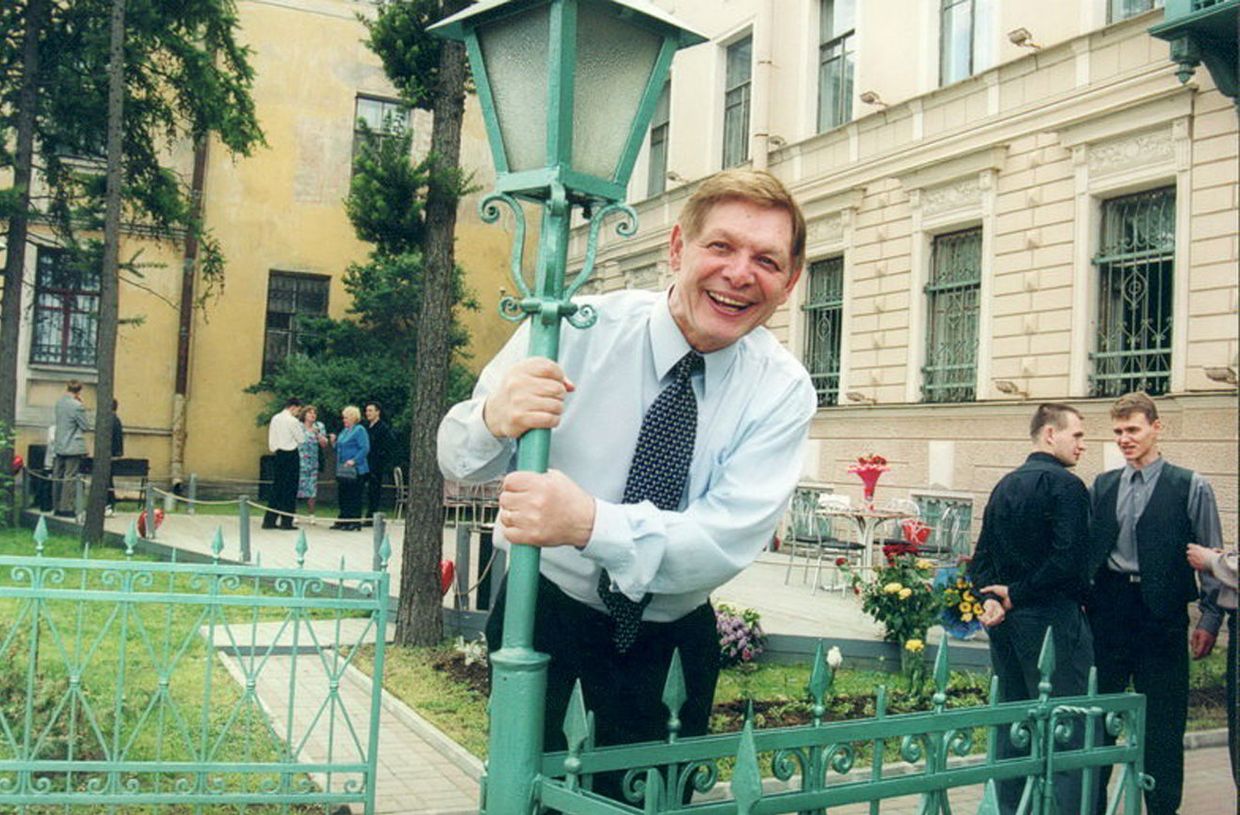 Эдуард Хиль