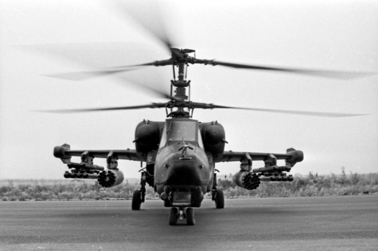 Российский боевой одноместный ударный вертолёт КА-50 «Чёрная акула»