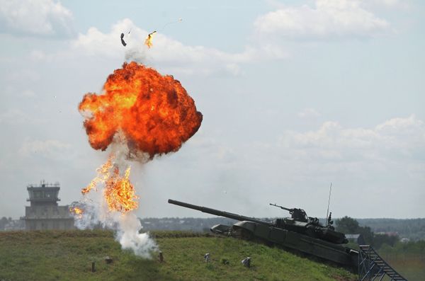 Показ техники в рамках форума «Технологии в машиностроении-2012»