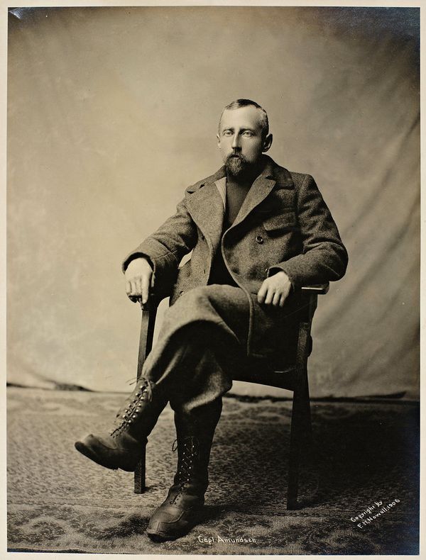 Роальд Амундсен