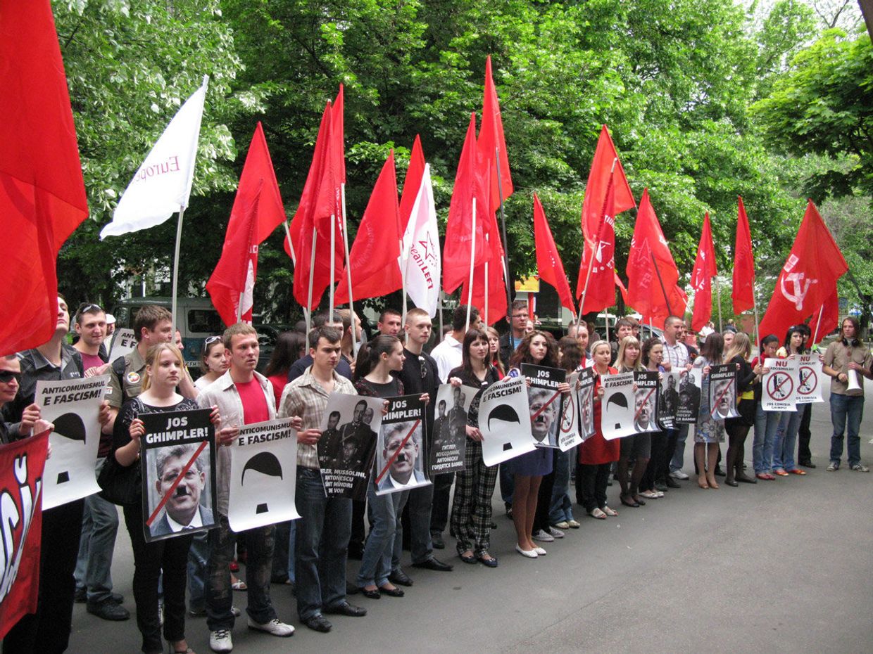В молдавском обществе растет градус противостояния