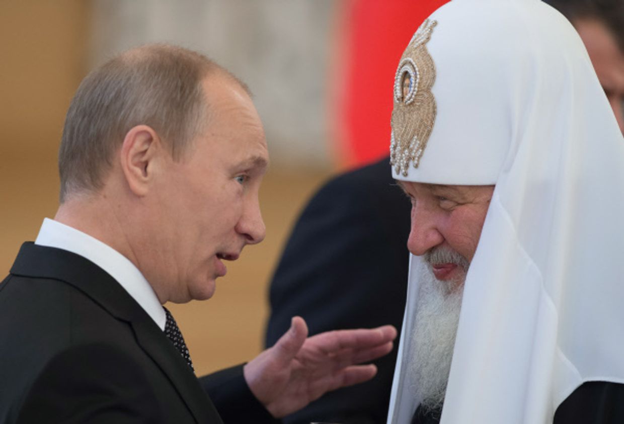 Президент России Владимир Путин (слева) и Патриарх Московский и всея Руси Кирилл 