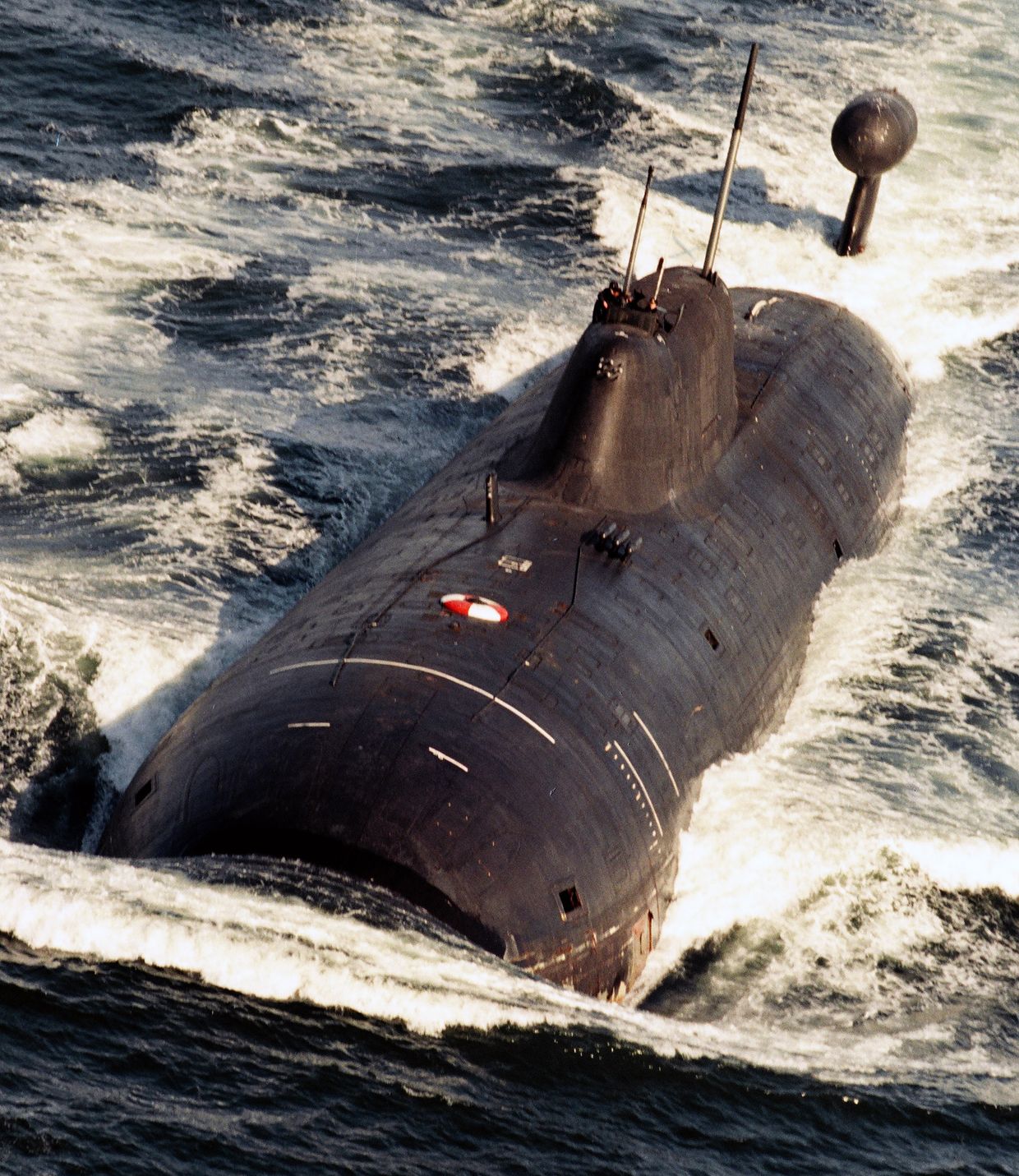 Подводная лодка класса “Акула” Подводная лодка класса “Акула”