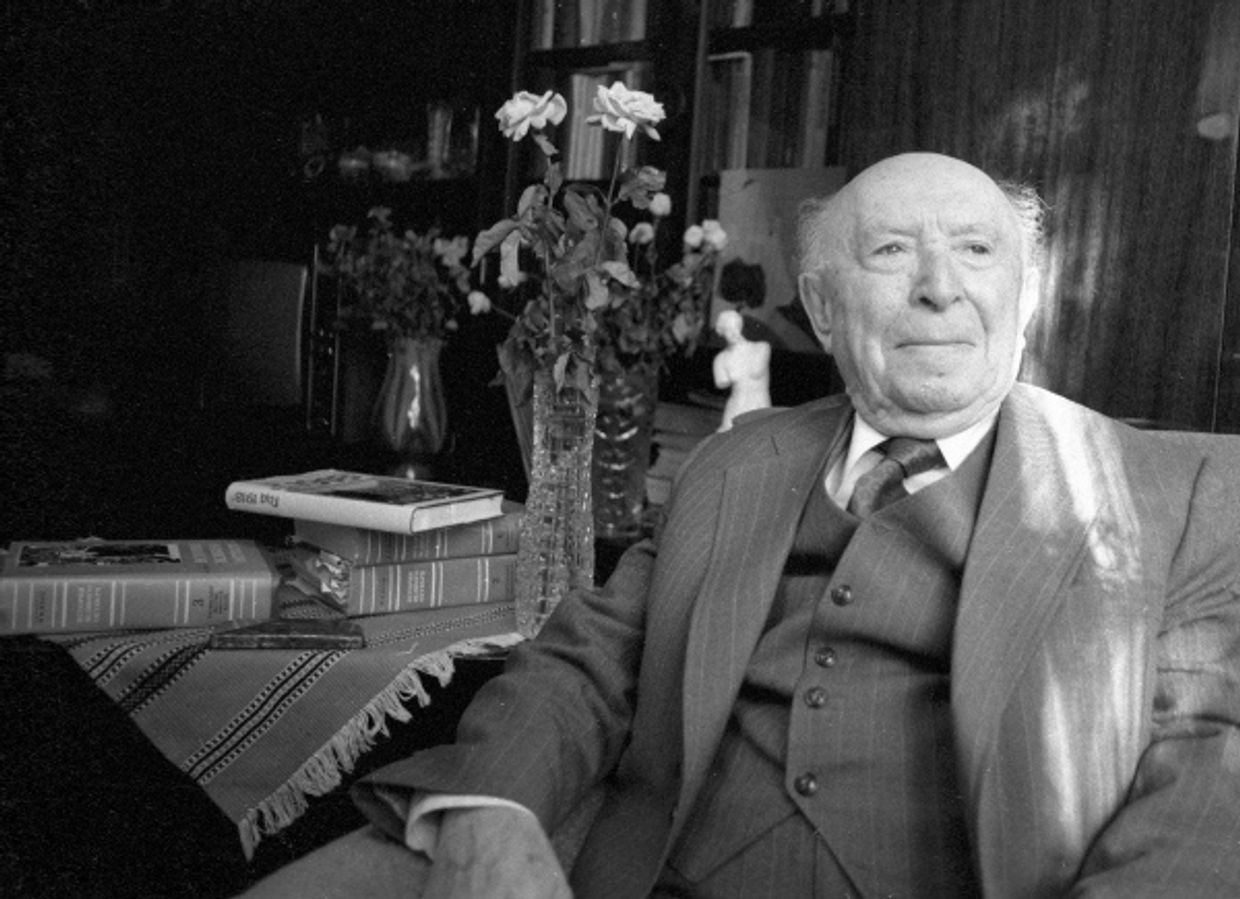 Советский историк, академик Академии наук СССР Исаак Минц Советский историк, академик Академии наук СССР Исаак Минц
