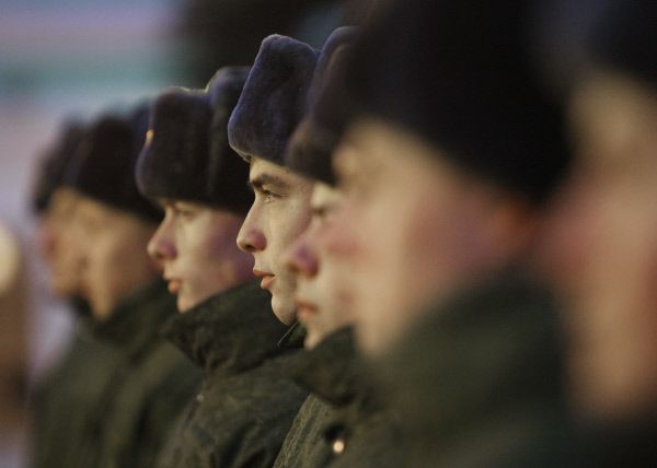 Призывники во время построения