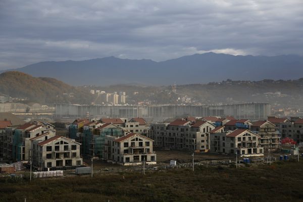 Строительство Олимпийской деревни в Сочи