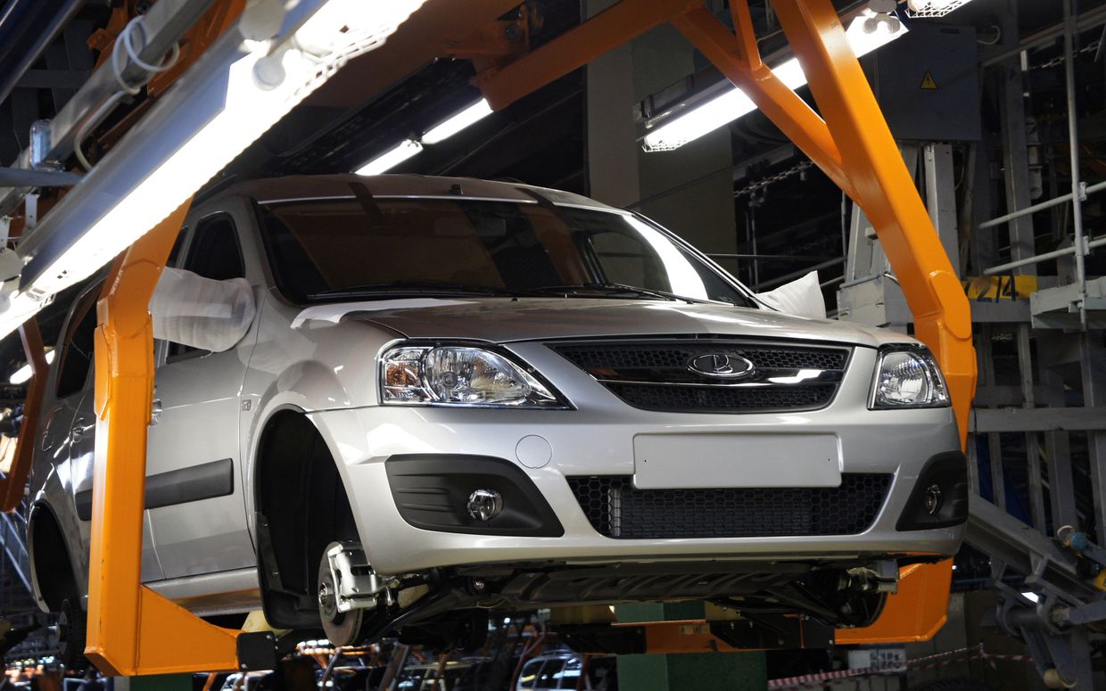 ОАО АвтоВАЗ запускает в серийное производство Lada Largus