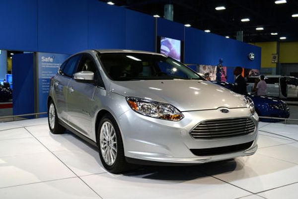 Автомобиль Ford Focus Electric