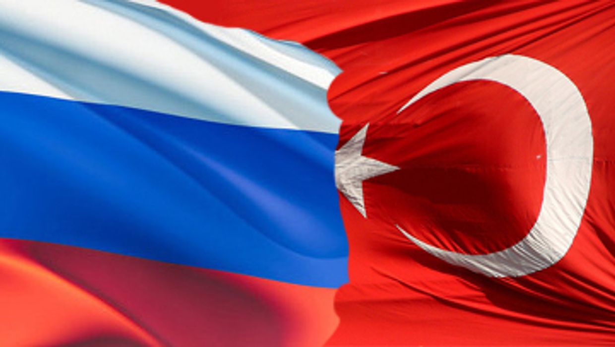 Флаги России и Турции