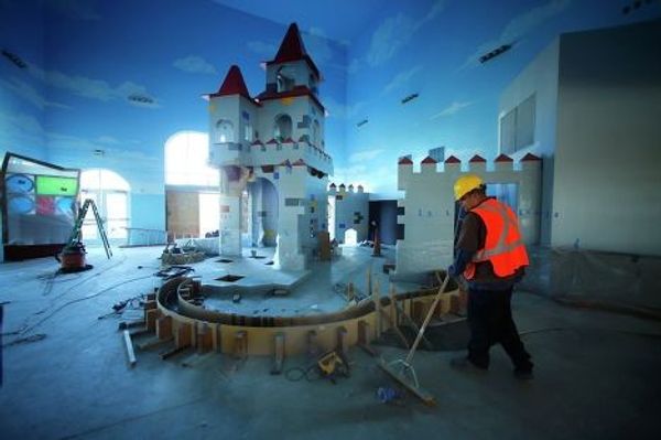 Строительство отеля Lego в Карлсбаде, штат Калифорния