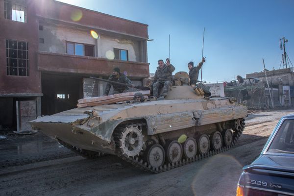 Военнослужащие сирийской армии в городе Дарайя, Сирия 