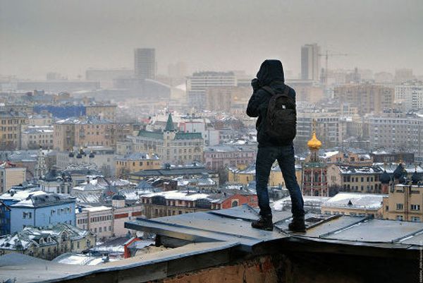 Скайуокер на крыше дома