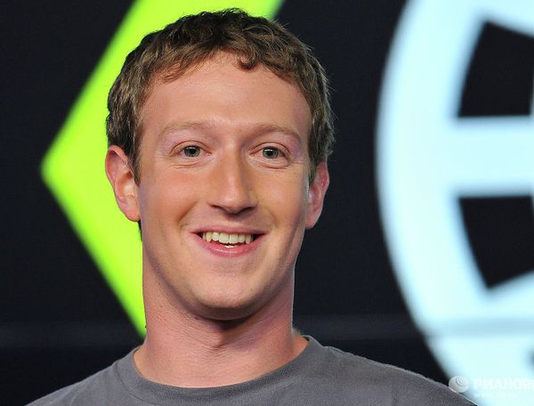 Основатель и гендиректор социальной сети Facebook Марк Цукерберг
