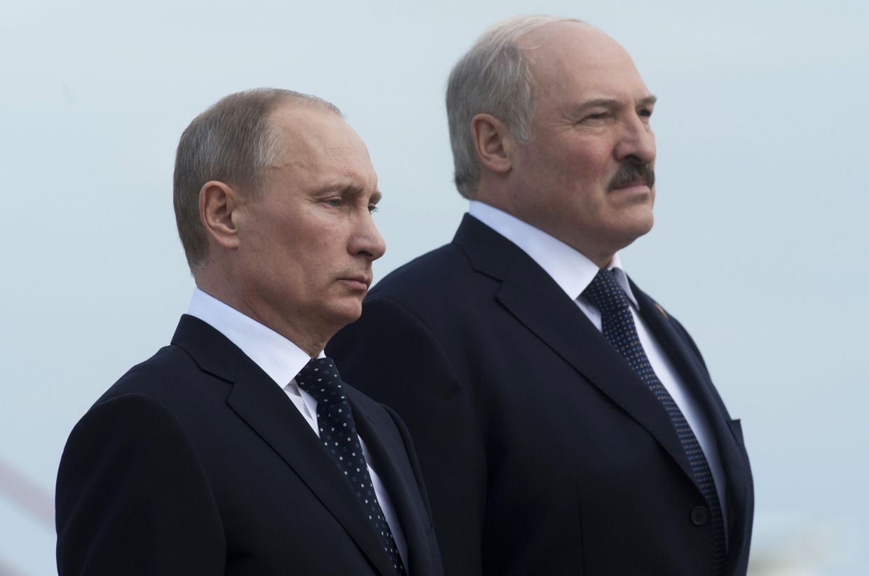 Президент РФ Владимир Путин и президент Беларуси Александр Лукашенко